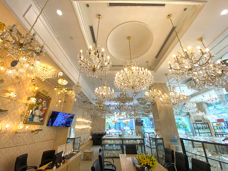 TOP 3 địa điểm bán đèn pha lê chất lượng, uy tín nhất tại Hà Nội